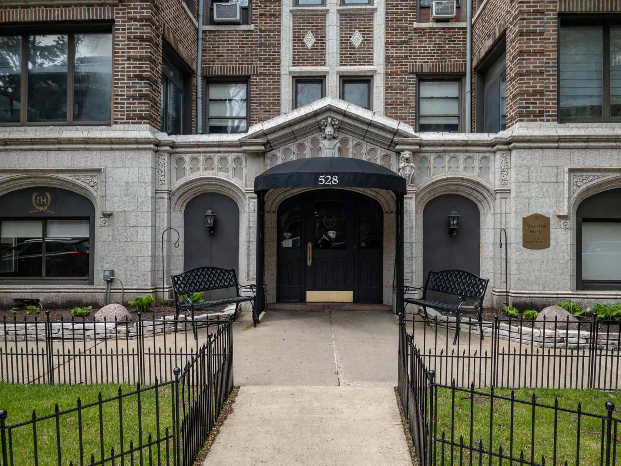 Majestic Hotel, Chicago – Go Chicago 